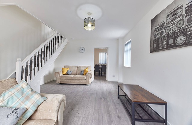 Gatacre House - Stylish 3 bed house