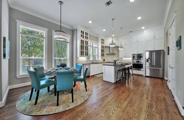 Gated community home on elevation 3 BR 3. 5 BA
