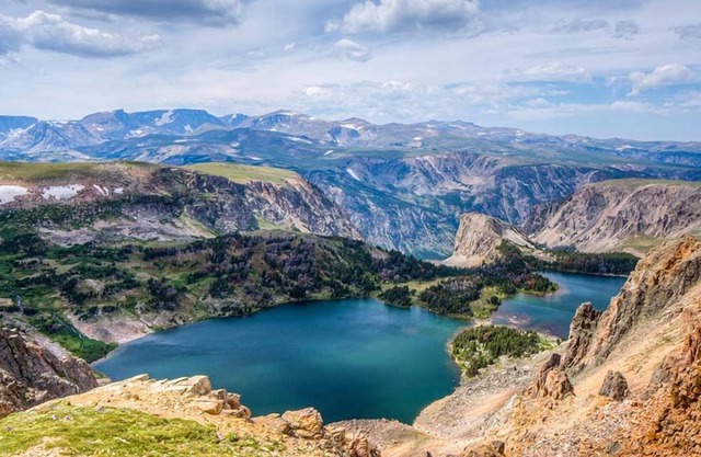 Gateway to Yellowstone! 4 Serene Units, Minutes to ZooMontana, Riverfront Park