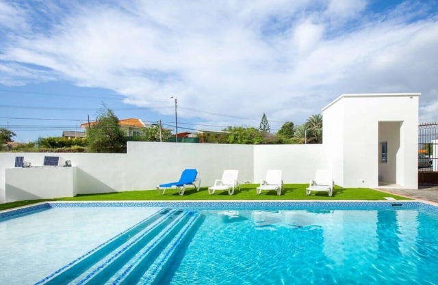 Genesis Apartments in Jan Thiel - Swimming Pool