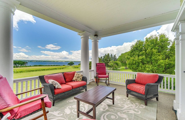 Geneva Vacation Rental w/Vineyard & Lake Views!