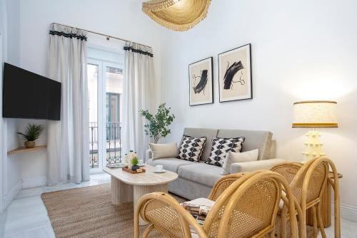 Genteel Home Alfalfa