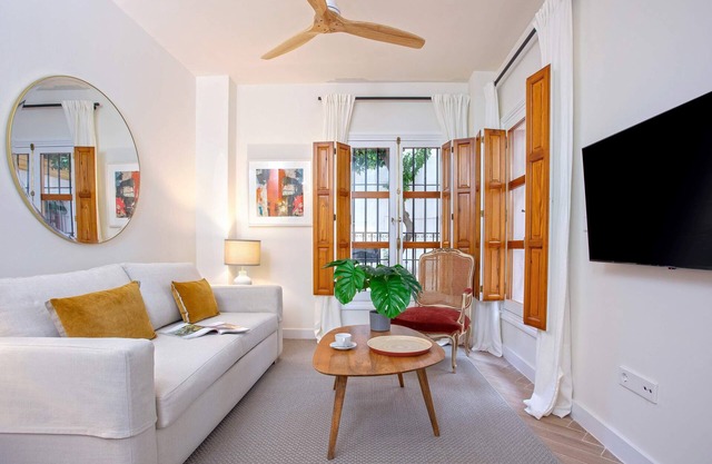 Genteel Home Santa Cruz