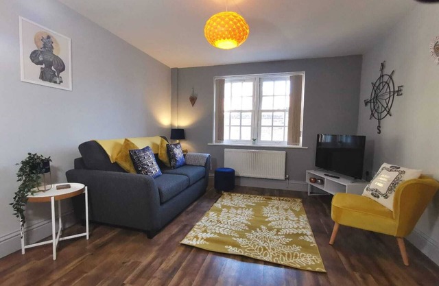 George Hudson Ground floor apartment with parking