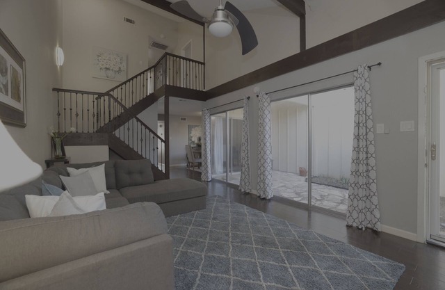 Georgeous Huge 3bdrm Townhome