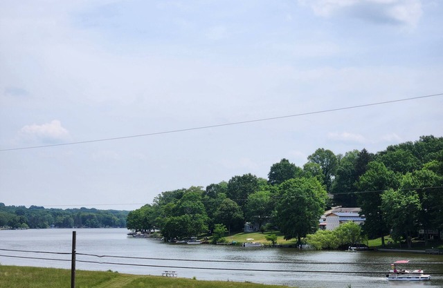 Getaway at Guilford Lake
