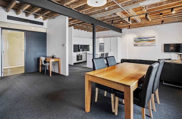 Gibson's Mill waterfront warehouse apartment - 101