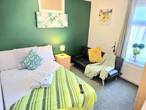Gillings Villa -5 Bed Great For Long & Short Stay! Gillingham Kent