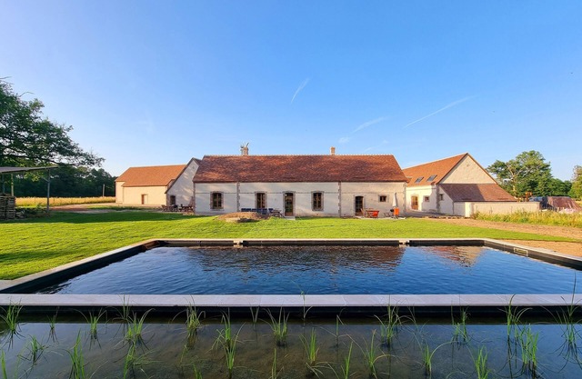Gîte 6 persons with swimming pool in Sologne