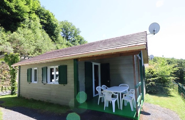 Gite Arnac, 2 bedrooms, 5 persons