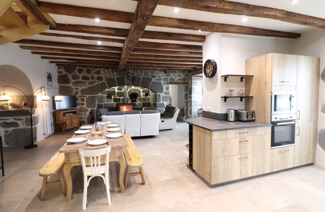 Gite Besse, 4 bedrooms, 8 persons