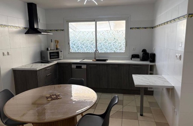 Gite chez Galinette 50M2 plus 50M2 private terrace 300m from center