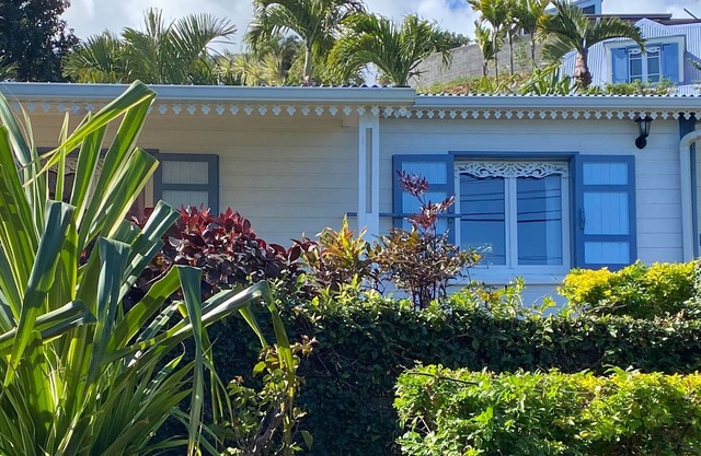 Gîte Créoline 4* with pool, air conditioning and parking near beach