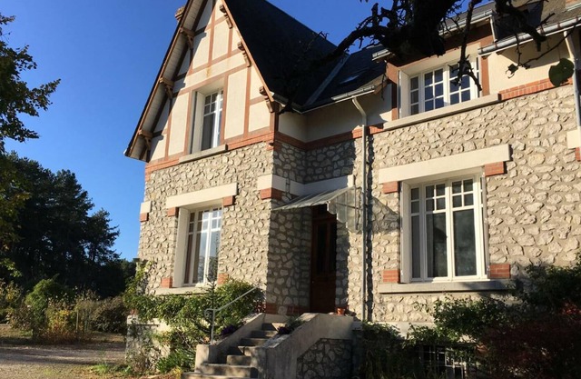 Gite Dhuizon, 5 bedrooms, 8 persons