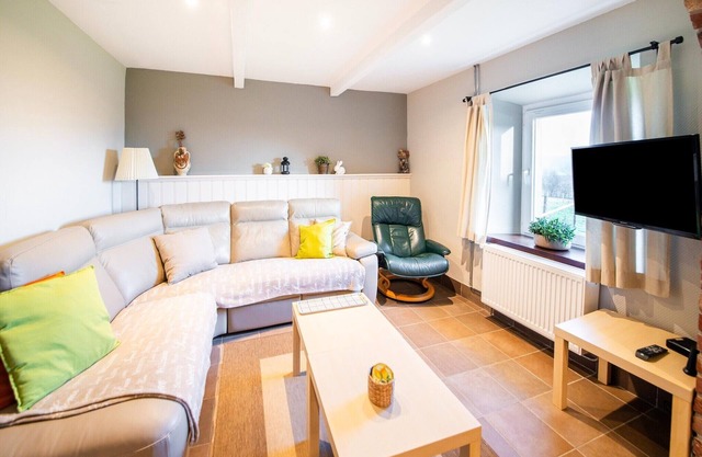 Gîte in Ardennes with Sauna and Rural Views