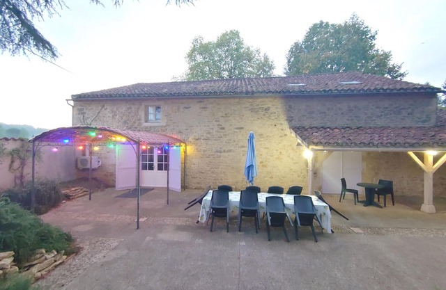 Gîte in the Lot with private indoor swimming pool