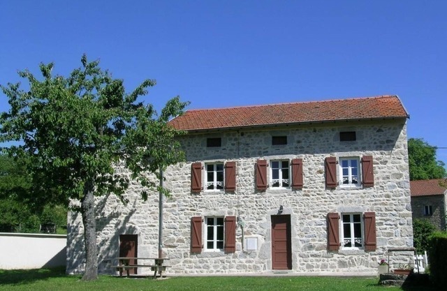 Gite La Guillermie, 4 bedrooms, 14 persons
