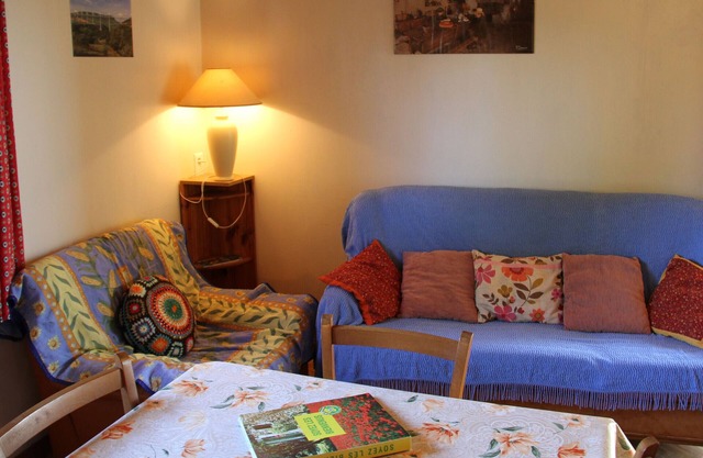 Gite Le Bas-Ségala, 2 bedrooms, 5 persons