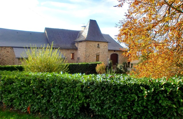 Gite les Balsamines spacious 3 stars quiet wifi country of hundred valleys