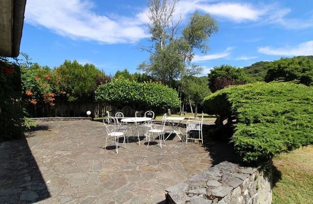 Gite Ydes, 6 bedrooms, 10 persons