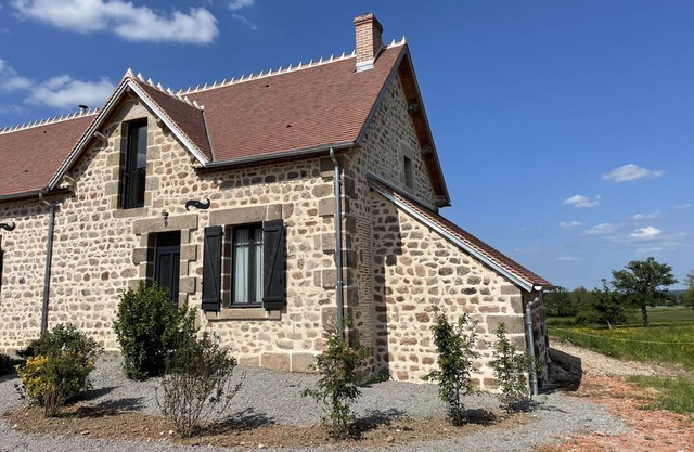 Gite Ygrande, 2 bedrooms, 4 persons