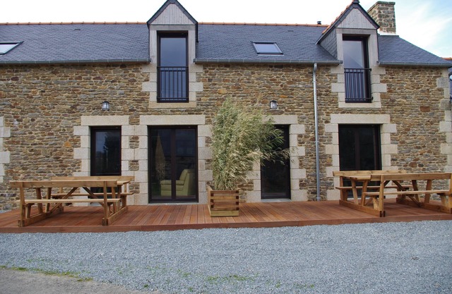 GITES BETWEEN DINAN -DINARD - SAINT-MALO (2 TO 12 PEOPLE)