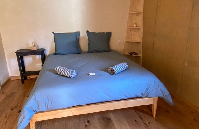 Gites for 2 to 4 people surrounded by greenery