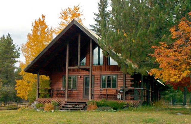 Glacier Retreat Overlooking a 27-Acre Pond