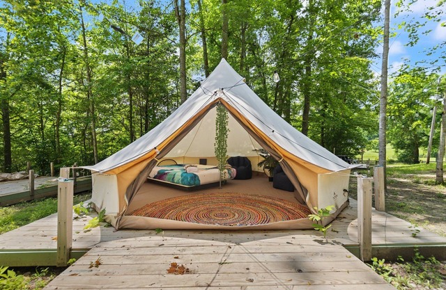 Glamping Yurt #1 - Heated, Firepit, Fridge, Red River Gorge