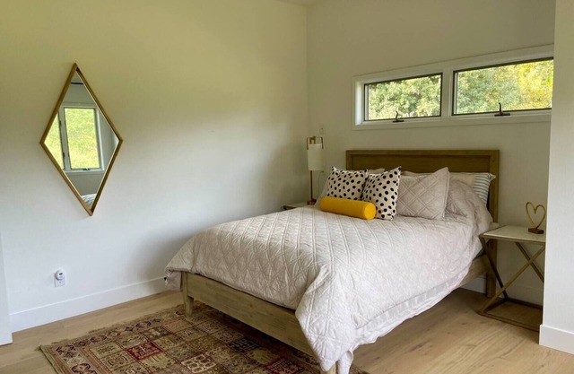 Glen Ellen Oasis With Stunning Views