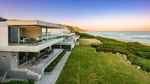 Glentana Beach Villa