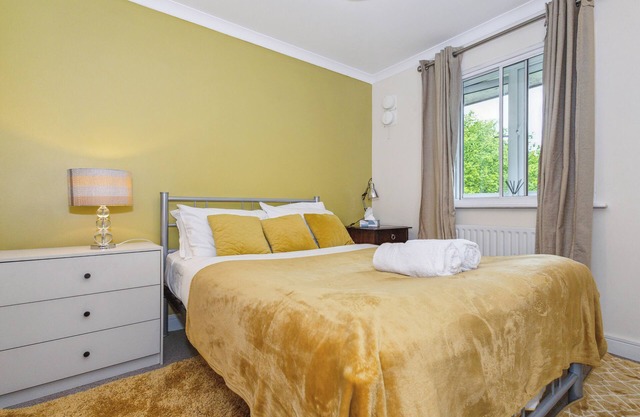 Global Boutique Relocation Ltd 2Bed -free parking