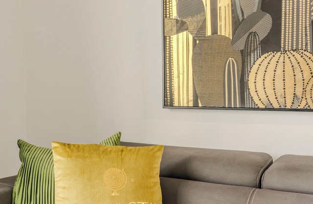 GLOBALSTAY. Modern 1Bd+Den Condo Lillian St