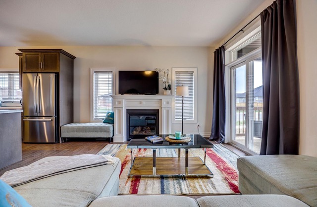 GLOBALSTAY. New House 7 Bd in Port Elgin. Close to the Beach