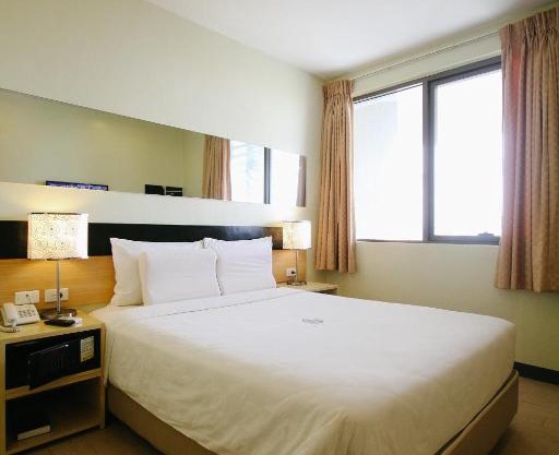 Go Hotels Iloilo
