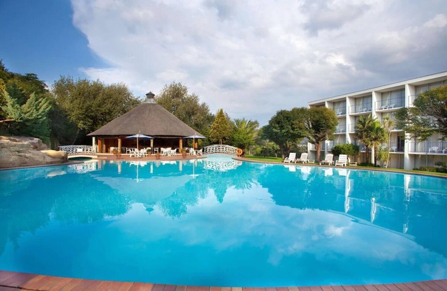 Go on Safari in South Africa! Shuttle Service, Free Parking and Outdoor Pool!