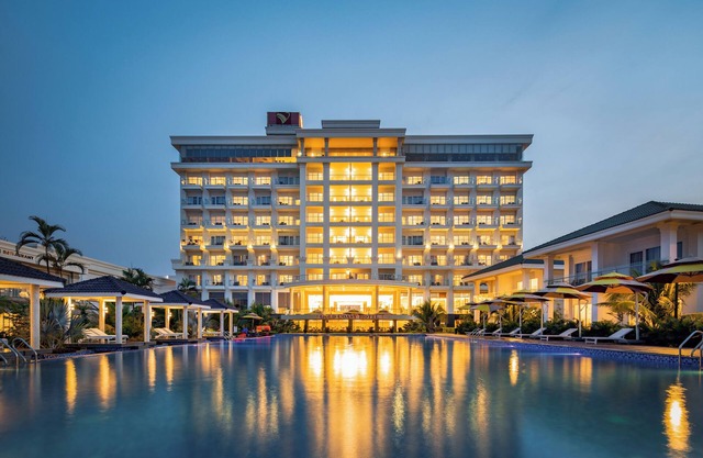 Gold Coast Hotel Resort & Spa