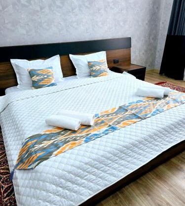 Golden house deluxe 2