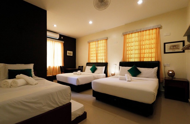 Golden Lodge