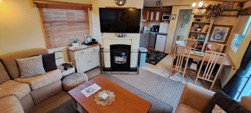 Golden Sands Towyn Seaside Caravan - Sleeps 6