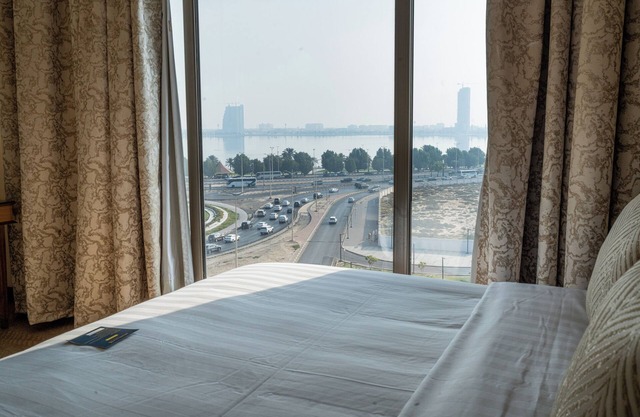 Golden Tulip Dammam Corniche Hotel