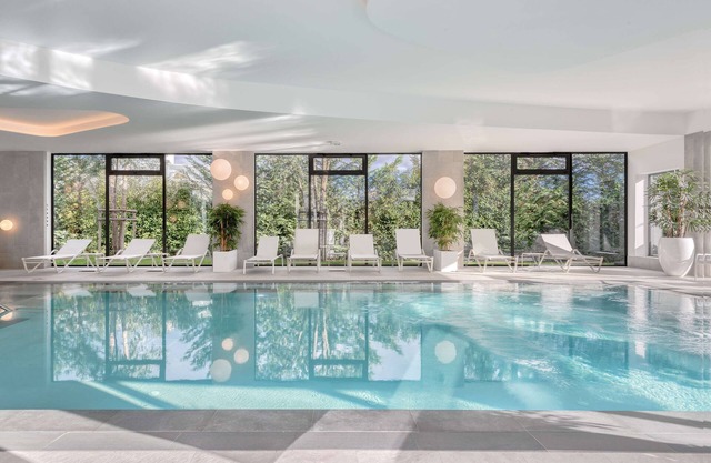 Golden Tulip Lyon Ouest Techlid - Hotel and Spa