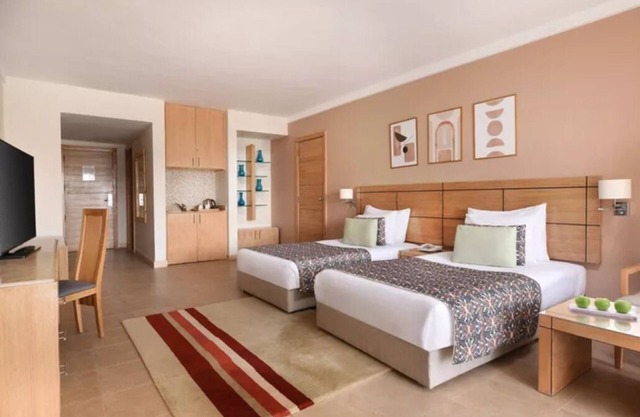 Golf & Sea Indulgence – Driving Range, Exclusive Golf Course & Beach Access