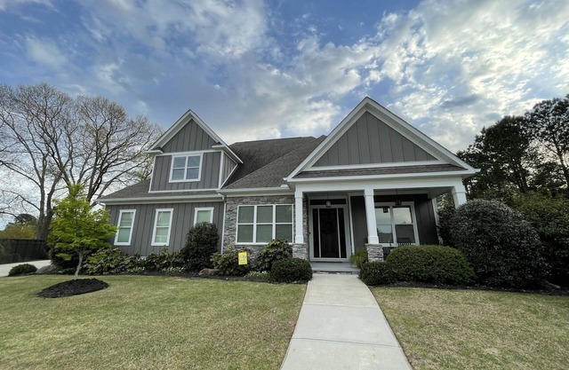 Golf Tourn Week Rental - 43.5 with 9 Hole Putt Green, Outdr Kitchen +extra