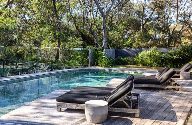 Golf View to Seven Mile Beach Privately Managed