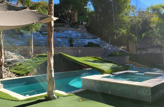 Golfers Paradise With Heated Salt Water Pool & Sauna