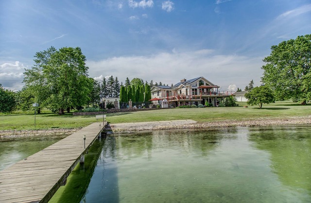 Goose House: spacious lake home with heated pool, game room, private beach on Cayuga lake