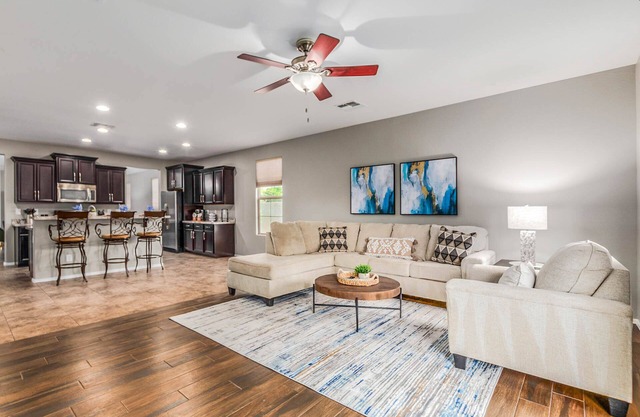 Gorgeous 3/2 Corner Lot with Firepit and Grassy Yard!