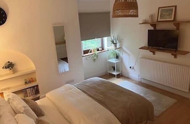 Gorgeous 3 Bedroom pet and child friendly home in Newbury wit Free EV Charging