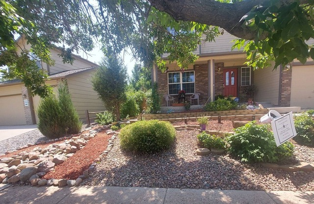 Gorgeous 5Bed 3.5 bath near great biking and walking trails.